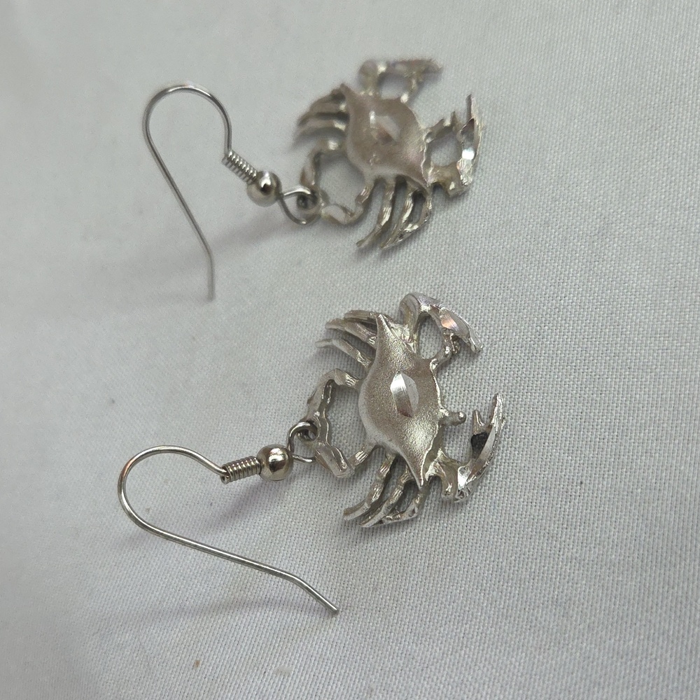 Silver Realistic Crab Earrings From The Beach Like New Sea Shore Theme Jewelry